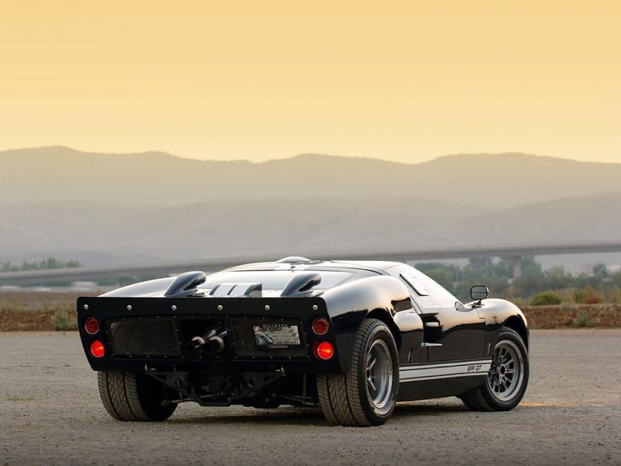  Ford GT40 (MkII) by Superformance 2006 года  (фото 10 из 20)